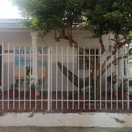 Shanty Guest House Cartagena ภายนอก รูปภาพ